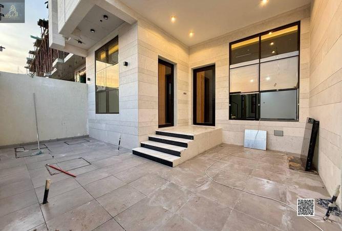 16251223 - Property Image 2