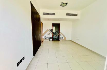 Apartment - 2 - 3 for rent in Al Waleed Oasis - Dubai Silicon Oasis - Dubai