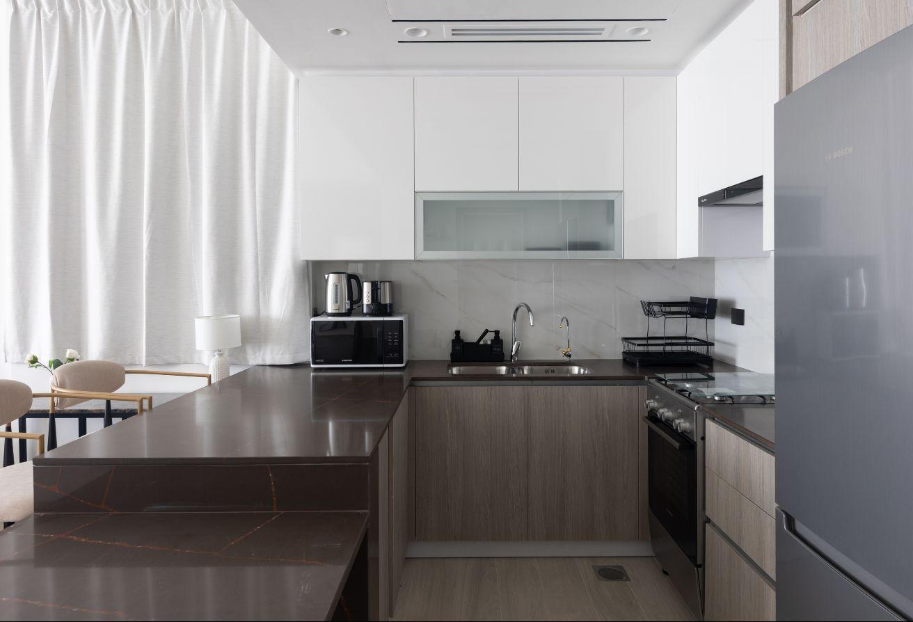 High floor | Spacious layout | Prime JLT location photo 9