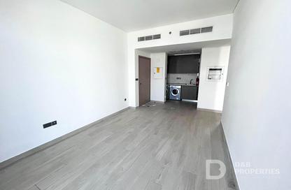 Apartment - 2 Bedrooms - 2 Bathrooms for rent in Azizi Riviera 25 - Azizi Riviera - Meydan One - Meydan - Dubai
