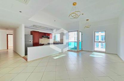 Apartment - 2 Bedrooms - 2 Bathrooms for rent in Cascades Tower - Dubai Marina - Dubai Apartment - 2 Bedrooms - 2 Bathrooms for rent in Cascades Tower - Dubai Marina - Dubai