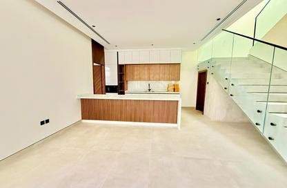 Villa - 4 Bedrooms - 6 Bathrooms for rent in Al Hooshi Villas - Hoshi - Al Badie - Sharjah