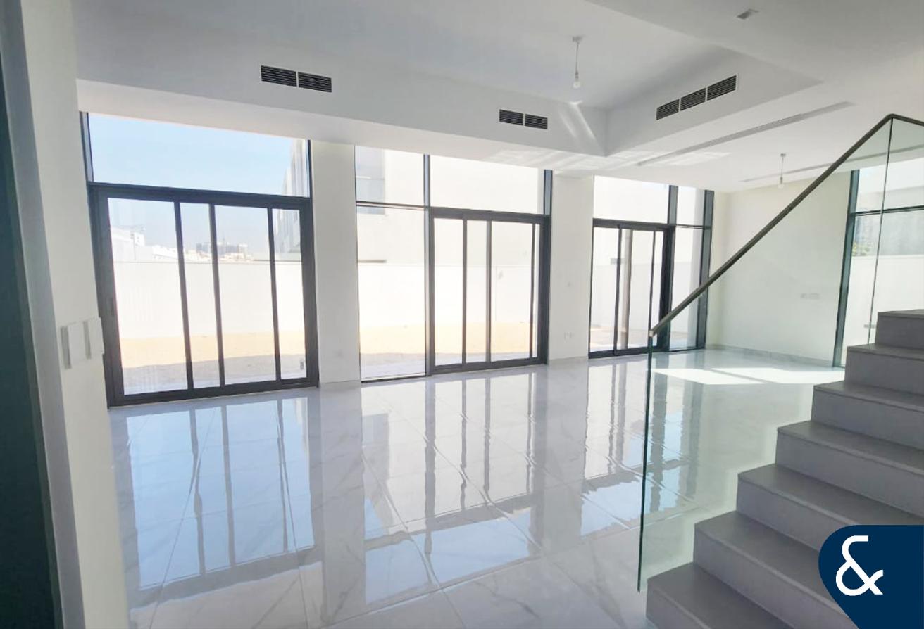 Landscaped | Modern Design | Large Plot photo 26