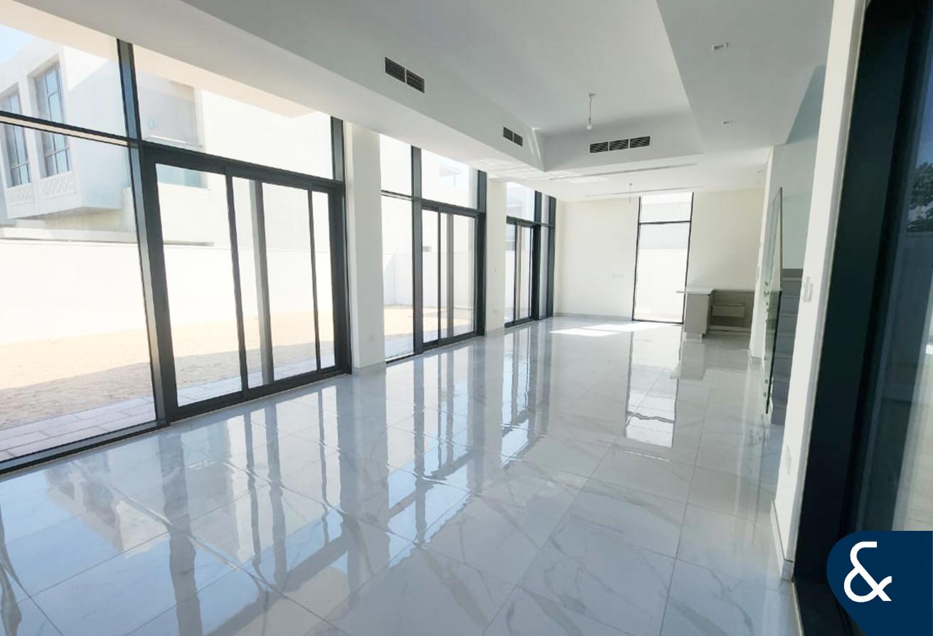 Landscaped | Modern Design | Large Plot photo 29