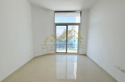 Apartment - 2 Bedrooms - 3 Bathrooms for rent in Jumeirah Garden City - Al Satwa - Dubai