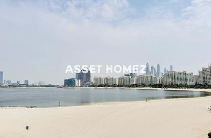 Villa - 5 Bedrooms - 6 Bathrooms for rent in Palma Residences - Palm Jumeirah - Dubai