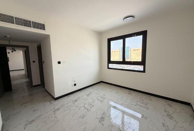 88764471 - Property Image 3