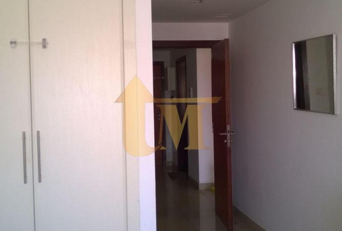 81927384 - Property Image 3