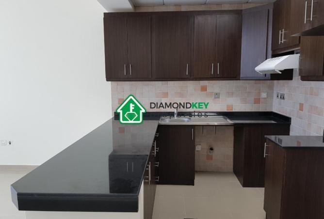 73857707 - Property Image 3