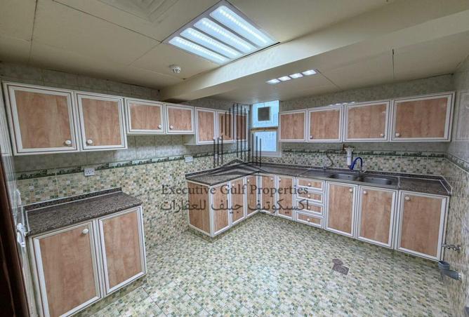 54945329 - Property Image 2