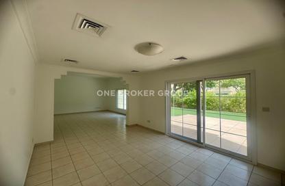 Villa - 3 Bedrooms - 4 Bathrooms for rent in Deema 2 - Deema - The Lakes - Dubai