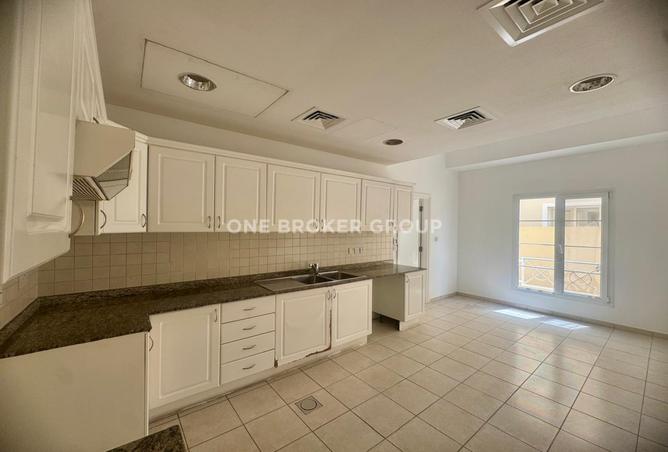 119022216 - Property Image 2