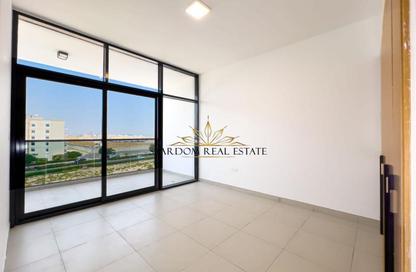 Apartment - 2 Bedrooms - 3 Bathrooms for rent in Confident Lancaster - Liwan - Dubai Land - Dubai