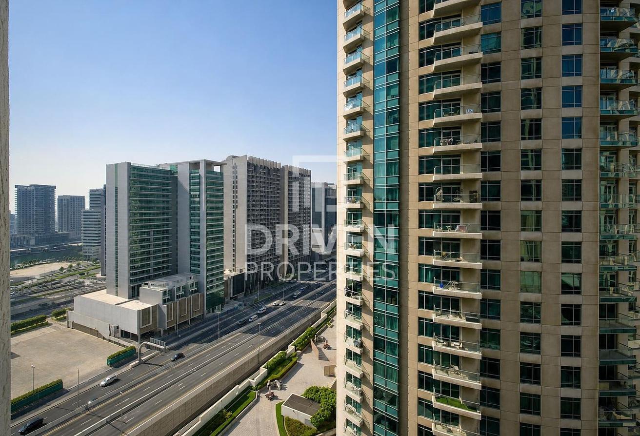 Elevated and Upgraded Unit | Prime Location photo 18
