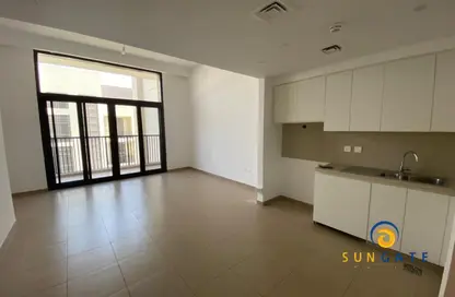 شقة - 2 غرف نوم - 2 حمامات للايجار في وردة أبارتمنتس 1 - شقق وردة - تاون سكوير - دبي