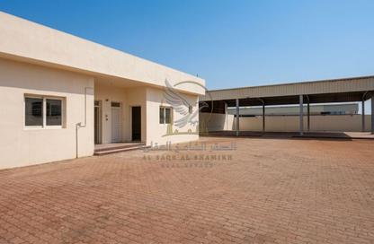 Factory - Studio - 1 for rent in Al Sajaa S - Al Sajaa - Sharjah