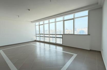 Apartment - 3 - 4 for rent in Hamdan Street - Abu Dhabi
