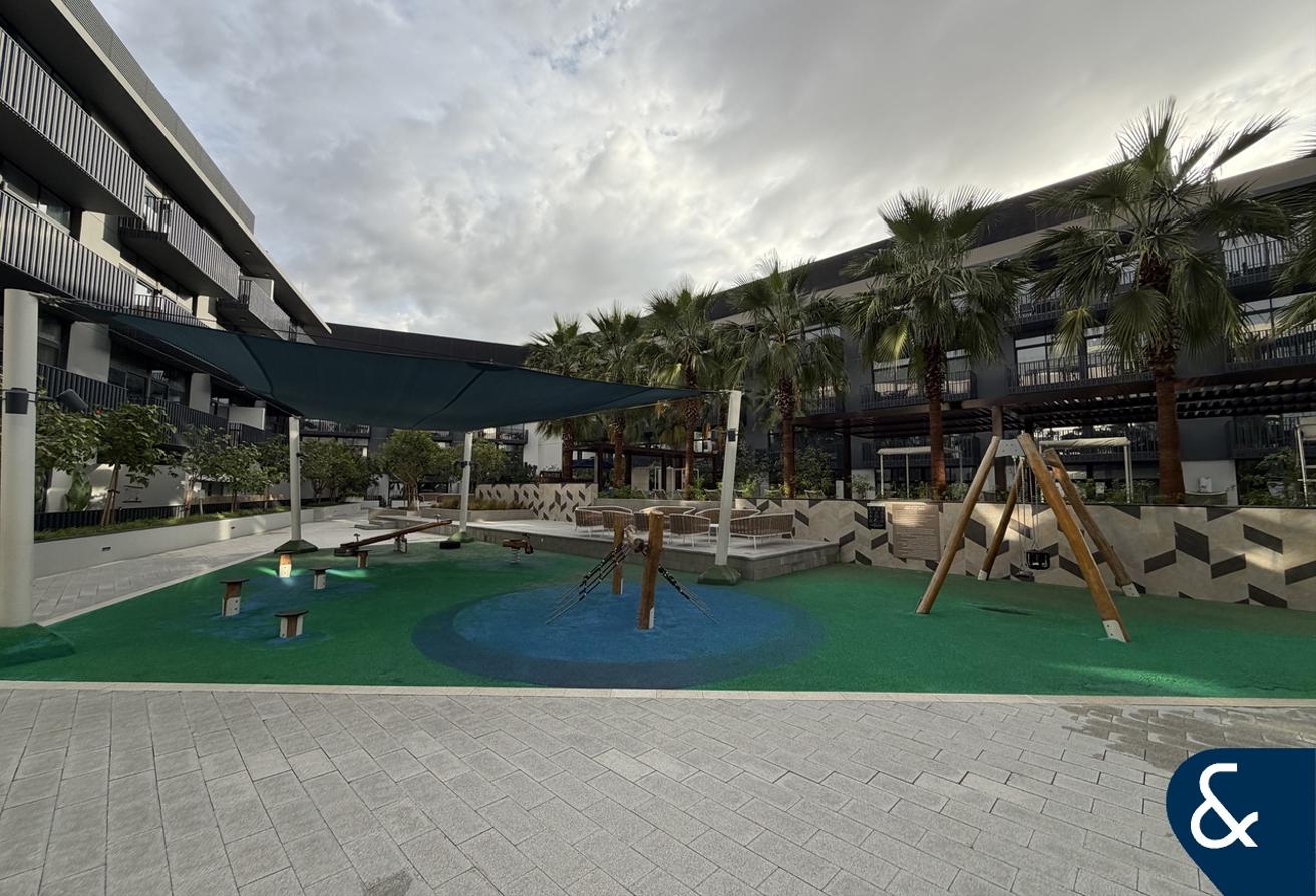 One Bedroom | Pool facing | Unfurnished photo 9