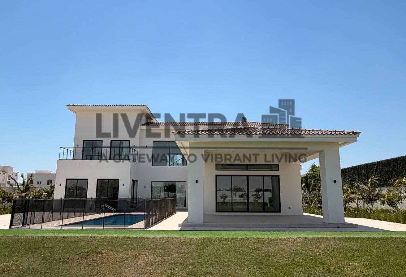 5BR Villa with Pool in Al Khawaneej 1 photo 20
