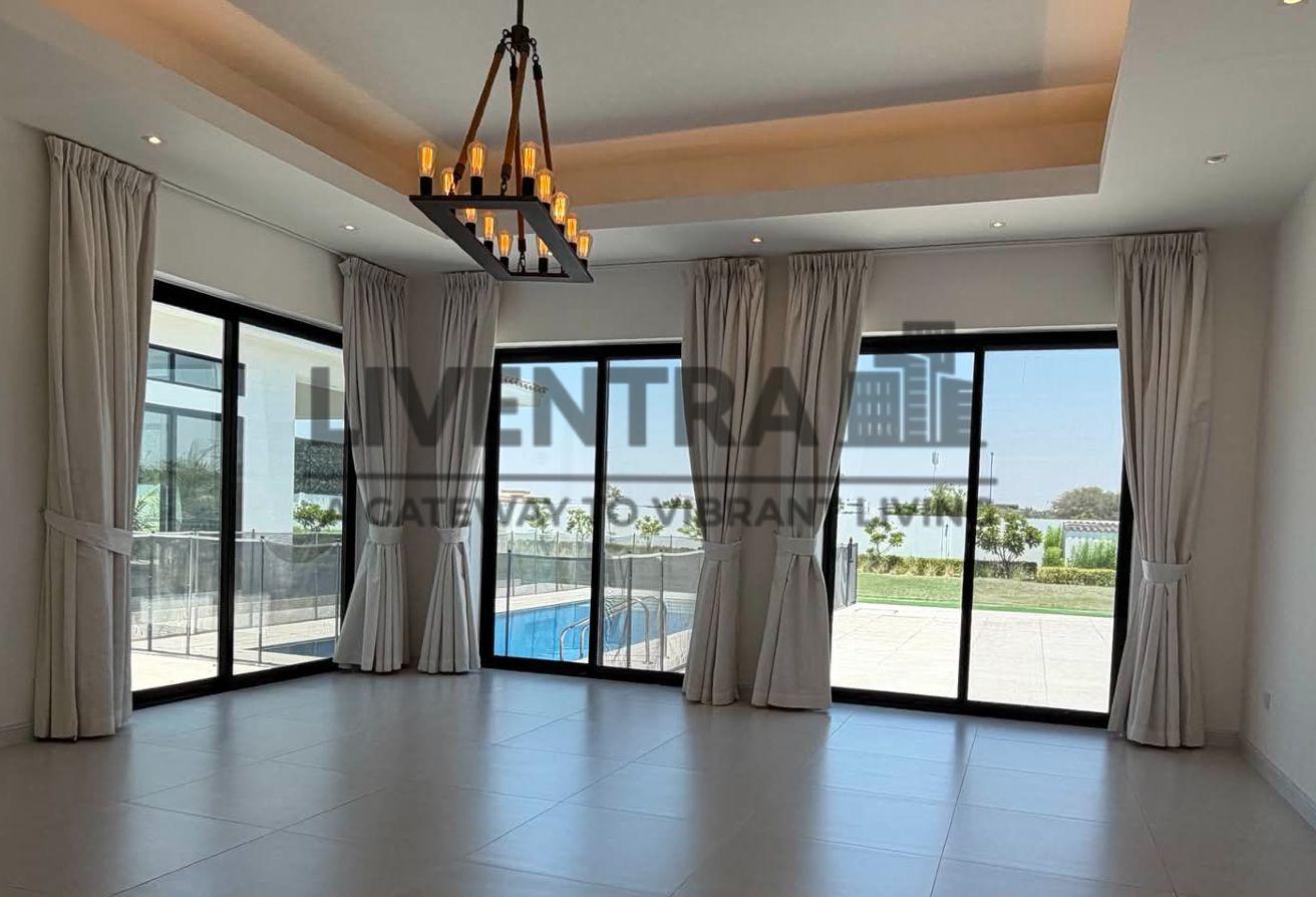 5BR Villa with Pool in Al Khawaneej 1 photo 14