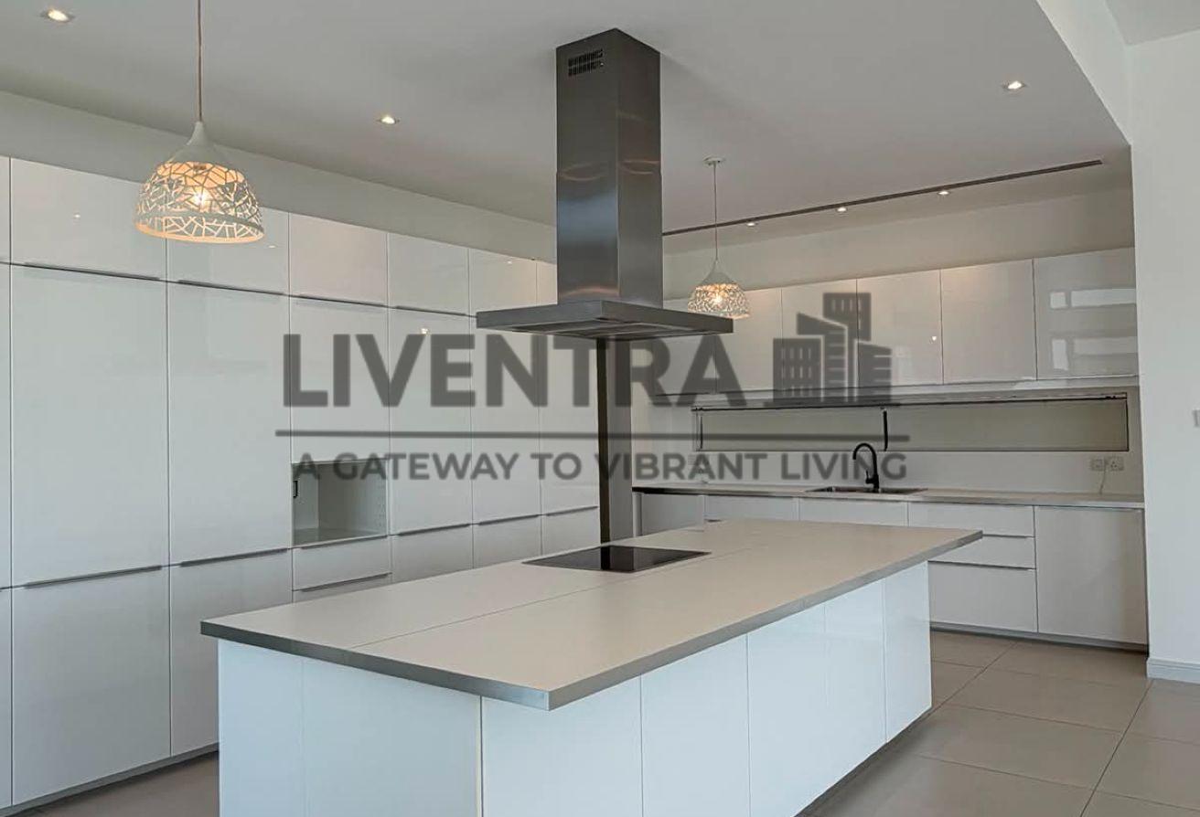 5BR Villa with Pool in Al Khawaneej 1 photo 30