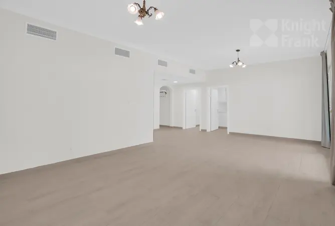 146422125 - Property Image 2