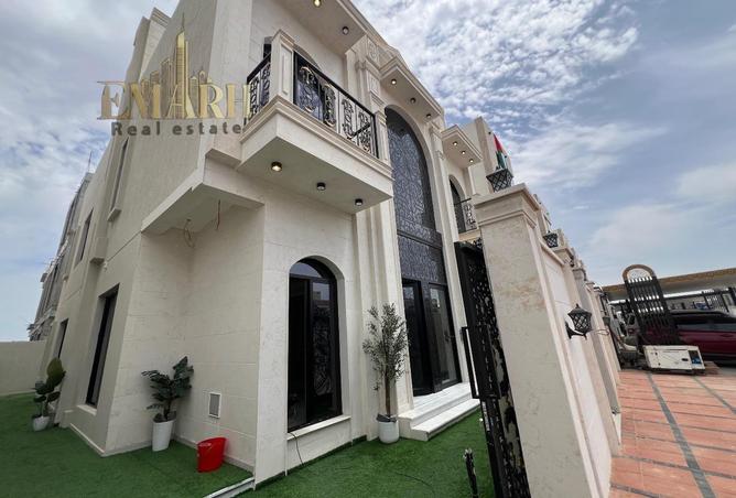 81537217 - Property Image 2