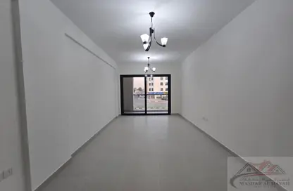 Apartment - 2 Bedrooms - 3 Bathrooms for rent in SG Muwaileh Building - Muwaileh - Sharjah