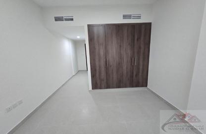 Apartment - 2 Bedrooms - 3 Bathrooms for rent in SG Muwaileh Building - Muwaileh - Sharjah