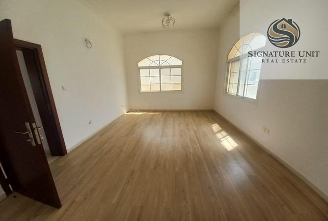 77808255 - Property Image 2