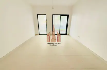 شقة - 2 غرف نوم - 4 حمامات للايجار في نور ريزيدنس - مريم جيت ريزيدنس - جزيرة مريم - الشارقة