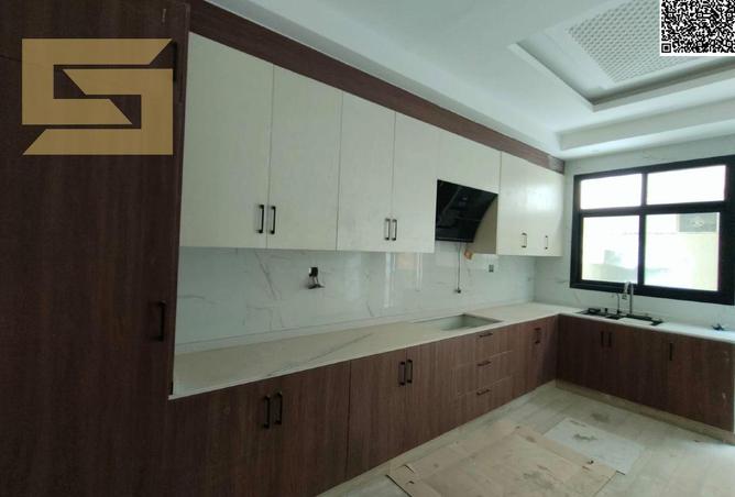 72719301 - Property Image 2