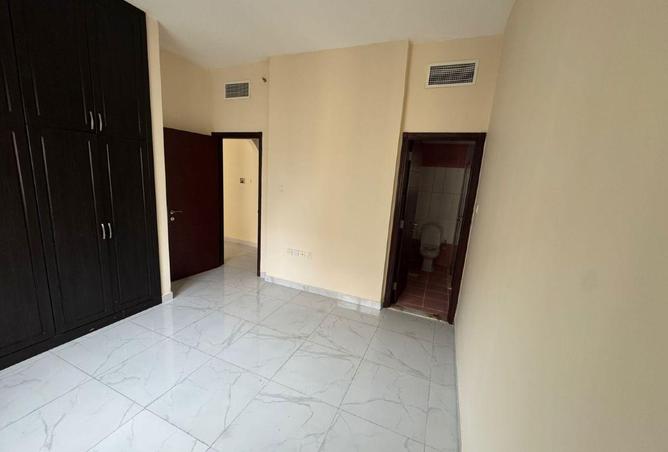 75030173 - Property Image 2