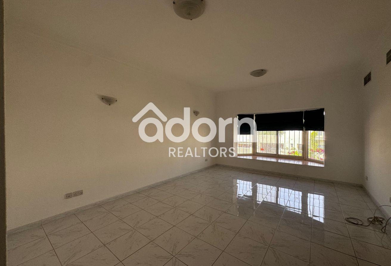 Spacious 5BR Villa | Pool & Garden | Near Beach photo 11