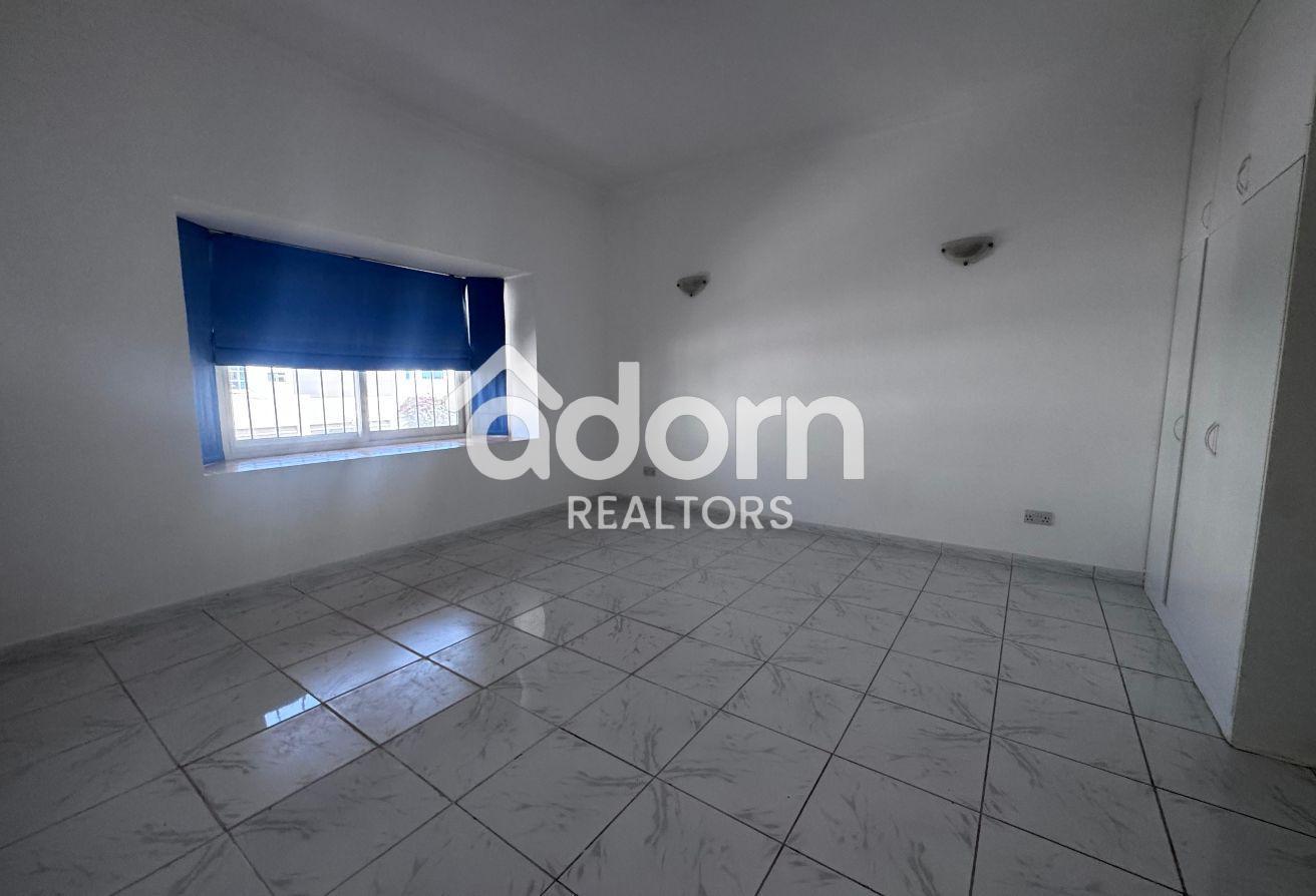 Spacious 5BR Villa | Pool & Garden | Near Beach photo 18