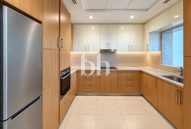 156015710 - Property Image 3