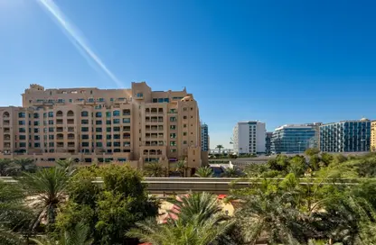 Apartment - 2 Bedrooms - 3 Bathrooms for sale in Al Tamr - Shoreline Apartments - Palm Jumeirah - Dubai