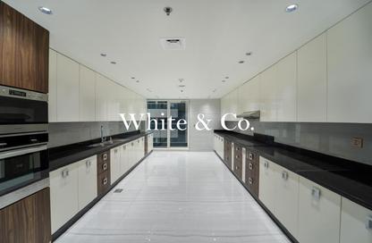 Apartment - 2 Bedrooms - 4 Bathrooms for sale in Emirates Crown - Dubai Marina - Dubai Apartment - 2 Bedrooms - 4 Bathrooms for sale in Emirates Crown - Dubai Marina - Dubai