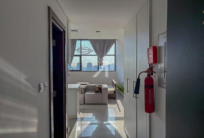 98695401 - Property Image 3