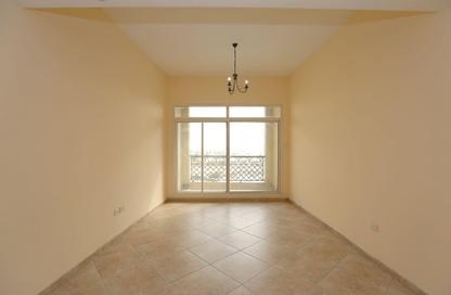 Apartment - 2 Bedrooms - 2 Bathrooms for rent in Al Thuraya Building - Dubai Silicon Oasis - Dubai