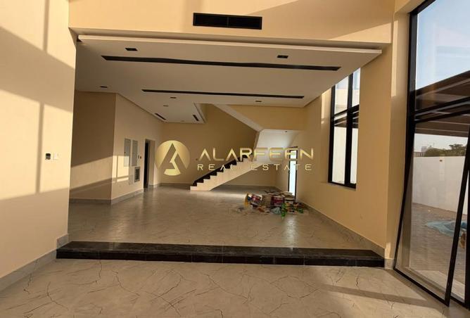 117270310 - Property Image 2