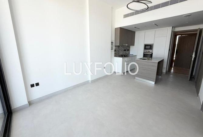 62073183 - Property Main Image