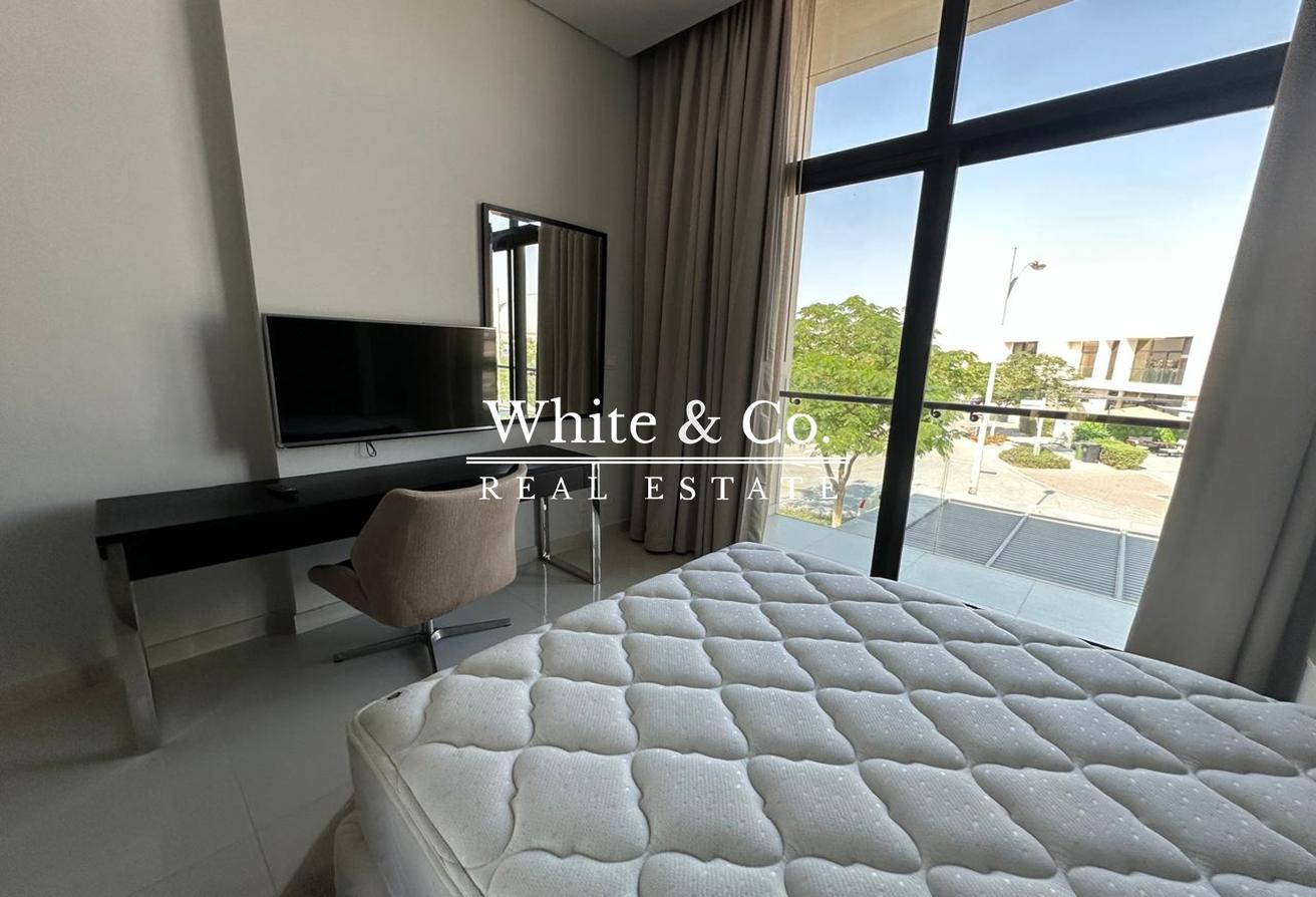 Modern Finish | Maid Room | Available Now photo 17