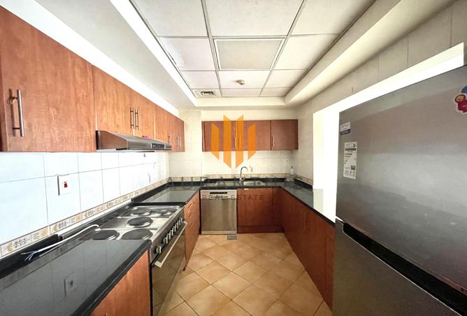 74240702 - Property Image 2