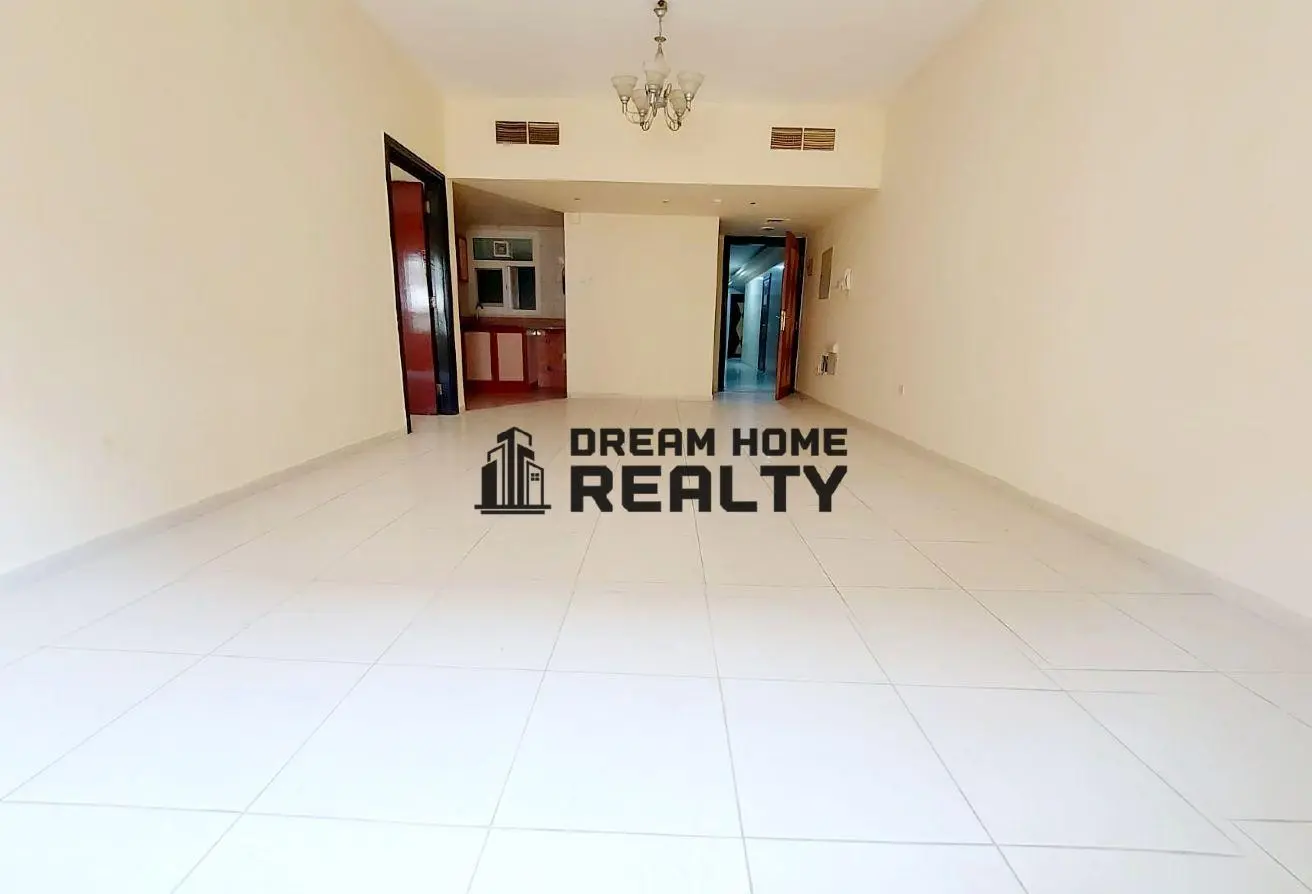 165593885 - Property Main Image