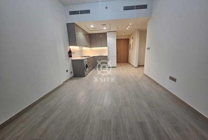 84065781 - Property Main Image