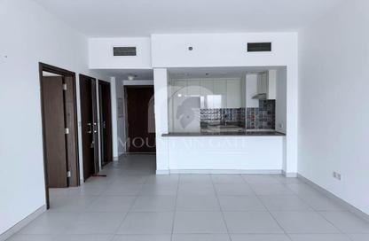 Apartment - 1 Bedroom - 2 Bathrooms for rent in Rabdan Building - Motor City - Dubai