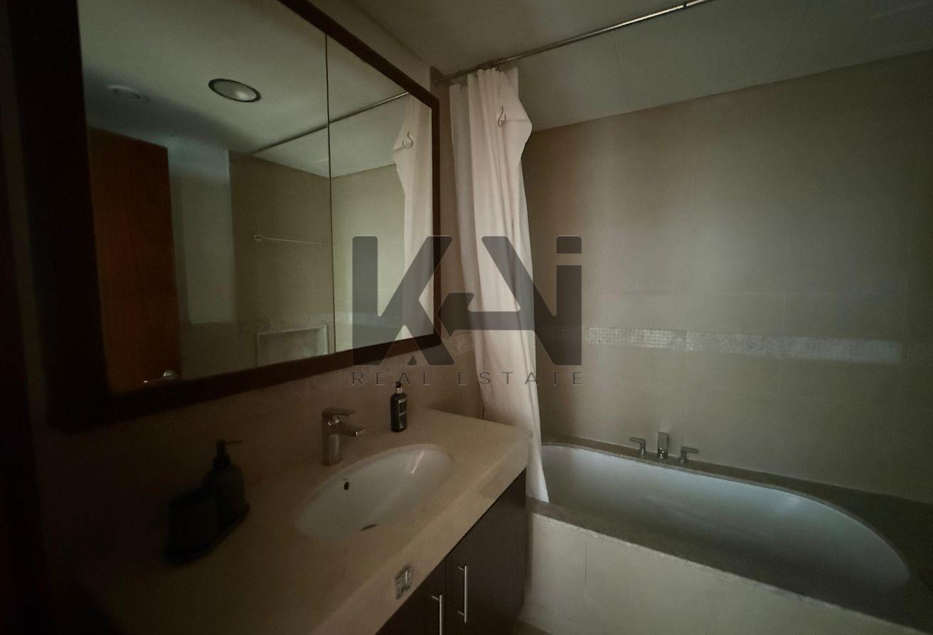 Negotiable | Unique Layout | Vacant photo 15
