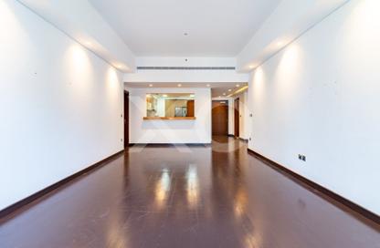 Apartment - 3 - 4 for sale in Marina Residences 6 - Marina Residences - Palm Jumeirah - Dubai