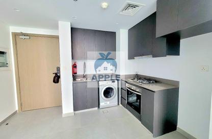 Apartment - 1 Bedroom - 2 Bathrooms for sale in Tiraz 2 - Aljada - Sharjah Apartment - 1 Bedroom - 2 Bathrooms for sale in Tiraz 2 - Aljada - Sharjah